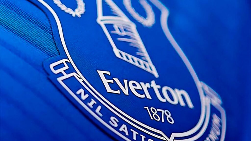 Onde assistir ao jogo do Everton? Saiba em qual canal vai passar Escudo do Everton