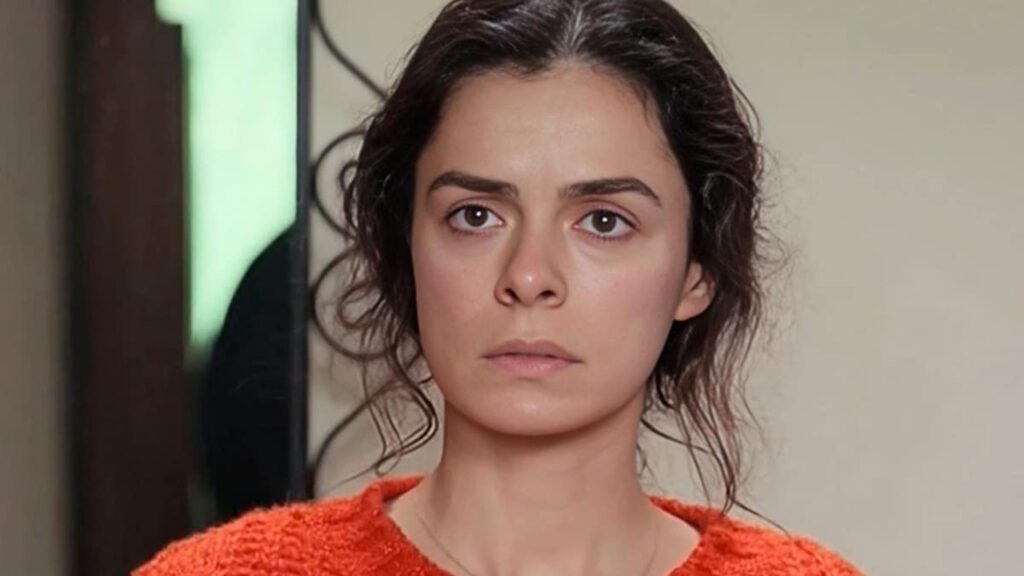 Saiba quem fica com quem no final de Força de Mulher Cena de Bahar em Força de Mulher