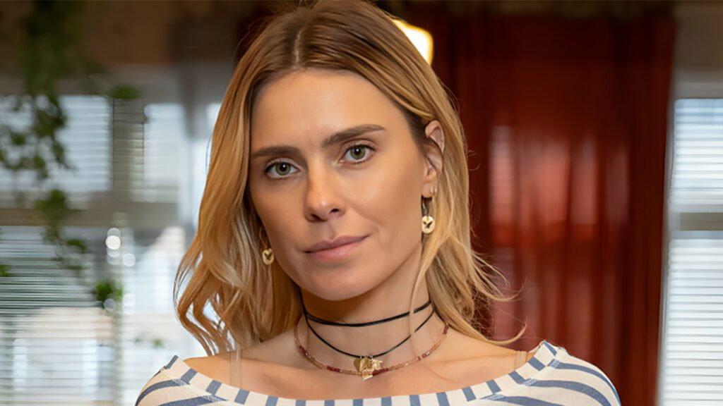 Atriz desabafa sobre fim da amizade com Carolina Dieckmann: “Doeu como um divórcio” Carolina Dieckmann em Vale Tudo