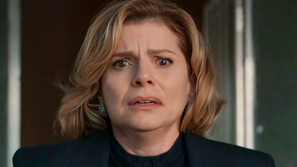 O que vai acontecer em Vale Tudo? Confira o resumo dos próximos capítulos Débora Bloch em Vale Tudo