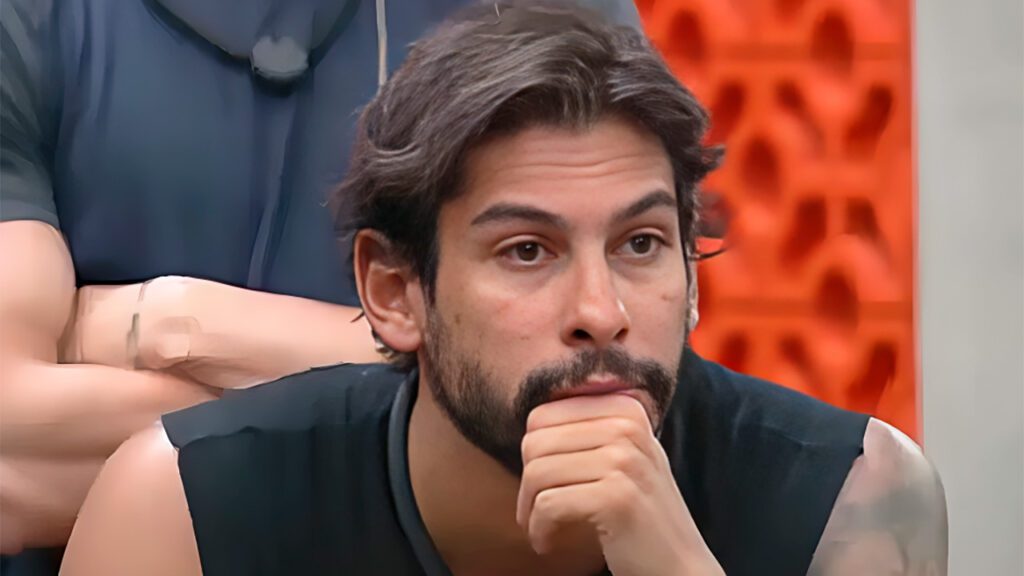 Quem é Shia Phoenix, ator que pode ser expulso de A Fazenda 17? Shia Phoenix