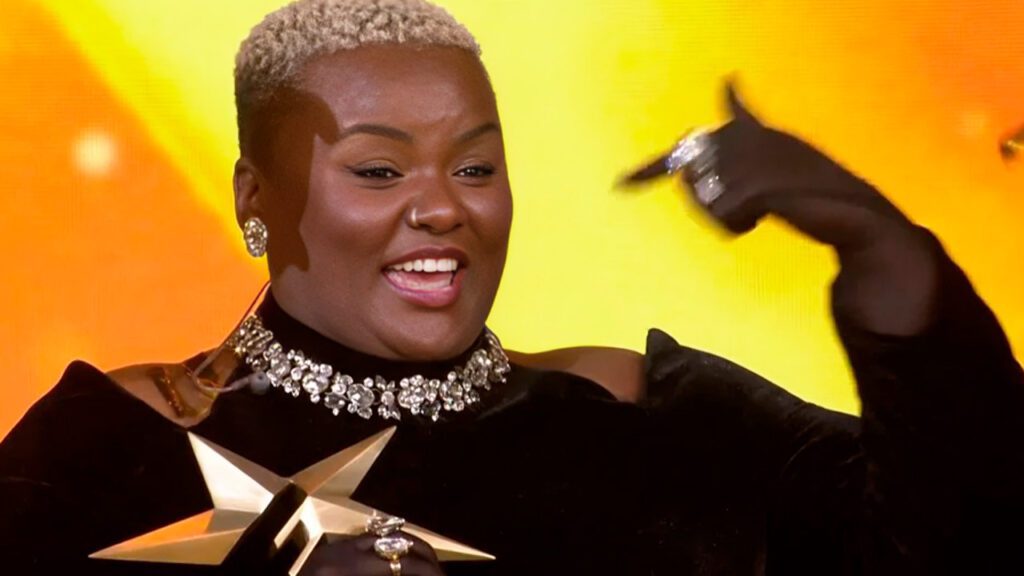 Thainá Gonçalves na final do Estrela da Casa 2025