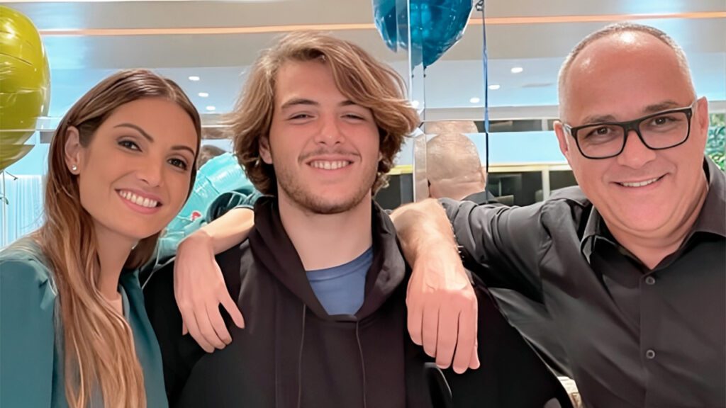 Quem é Felipe Poeta Soares? Saiba o que tem o filho de Patrícia Poeta Patrícia Poeta, Felipe Poeta Soares e Amauri Soares