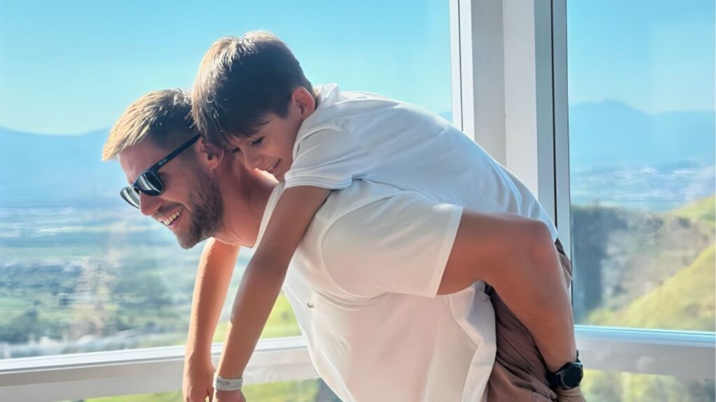 Jonas Sulzbach e seu filho João Lucas