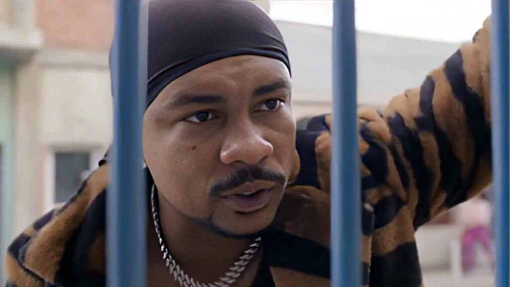 Xamã vive Bagdá em Três Graças