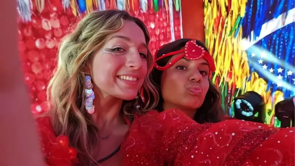 Samira e Gabriela em festa do BBB 26
