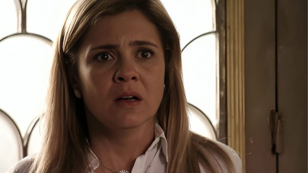 Como termina Avenida Brasil? Saiba tudo o que acontece no final Adriana Esteves - Carminha Avenida Brasil