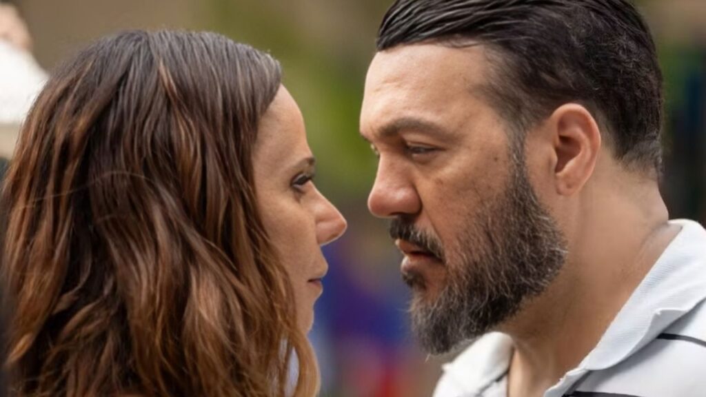 Viviane Araújo e Belo - Consuelo Misael Três Graças