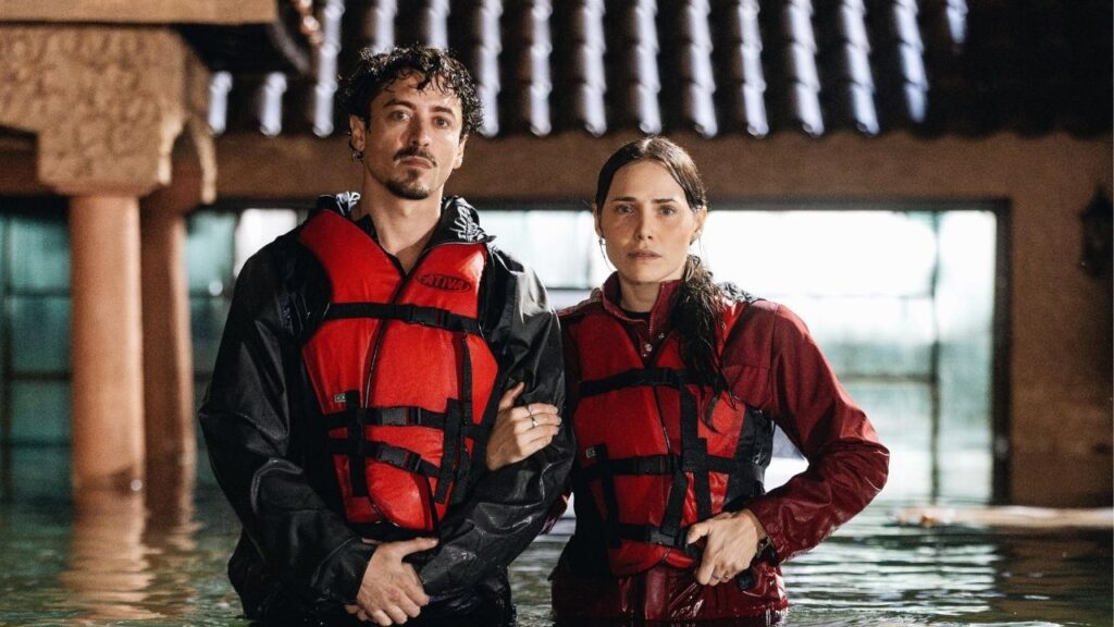 Jesuíta Barbosa e Letícia Colin em Quem Ama Cuida
